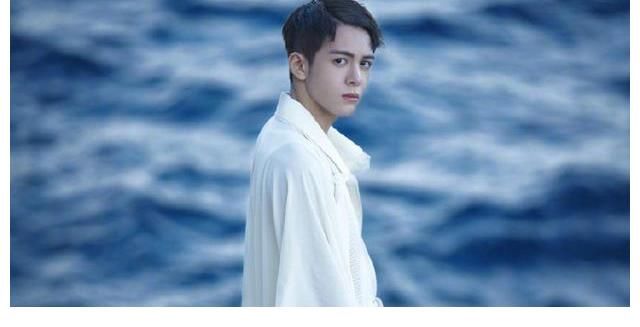 周海媚|忍辱负重曾舜晞:为讨好尚雯婕,忍脏吃剩西瓜,拍戏倒贴600万