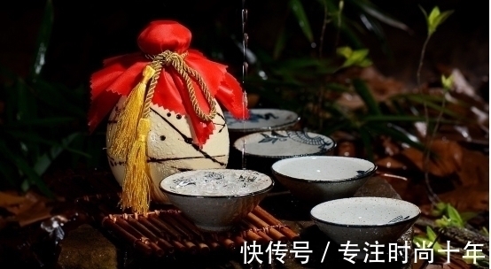 米酒!古人喝的酒到底多少度?为何古时喝好几坛都不醉的人层出不穷呢?