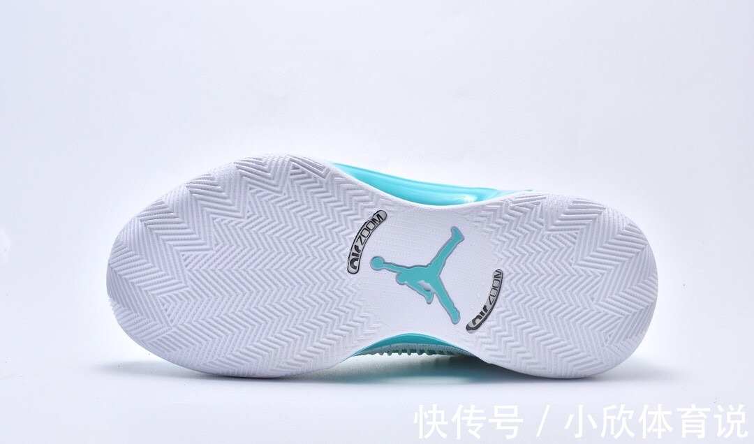 长裙","m":"9ba1a369655ffd416413aaef0af9962bde71a6","nlabel":"stat_3100649057:zm.news.so.com:5pe25bCa5bCP5qyj5oSJ,pageType_zmt,glevel_3","ntag":"tfashion;sfashion_时尚;kfashion_1:旗袍;kfashion_1:长裙;call_P:全类:华服:民族