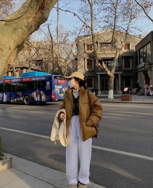 冬天必备三款帽子，搭配得当时髦又精致