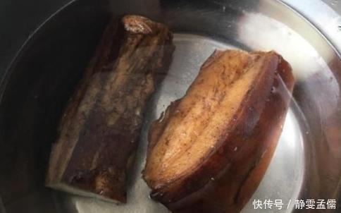 妙招|炒腊肉时,别直接下锅炒!大厨教你这2招,腊肉咸香美味,好吃!