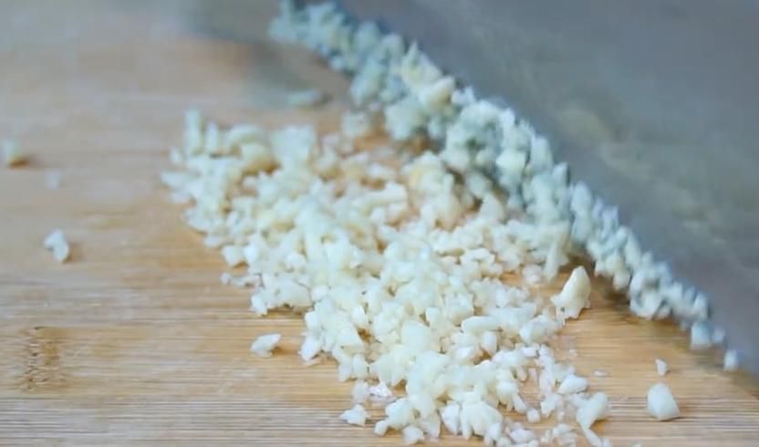 美味|西蓝花最简单的吃法,最大限度的保留西蓝花的营养,鲜香美味