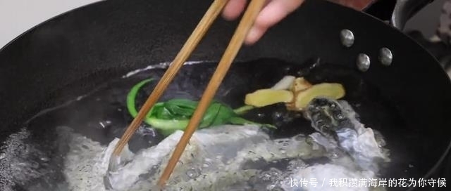 女人到中年，多吃这道菜，胶原蛋白胜过鸡脚猪皮，每周吃3次最佳