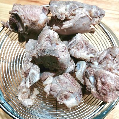 莲藕排骨汤|莲藕排骨汤