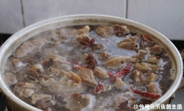 爷爷|牛肉每次都炖不烂偷学爷爷秘方,加1勺此“调料”,软烂不塞牙