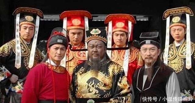 地宫|包拯究竟是不是清官?挖开包拯墓后,专家发现盗墓贼留下8个字