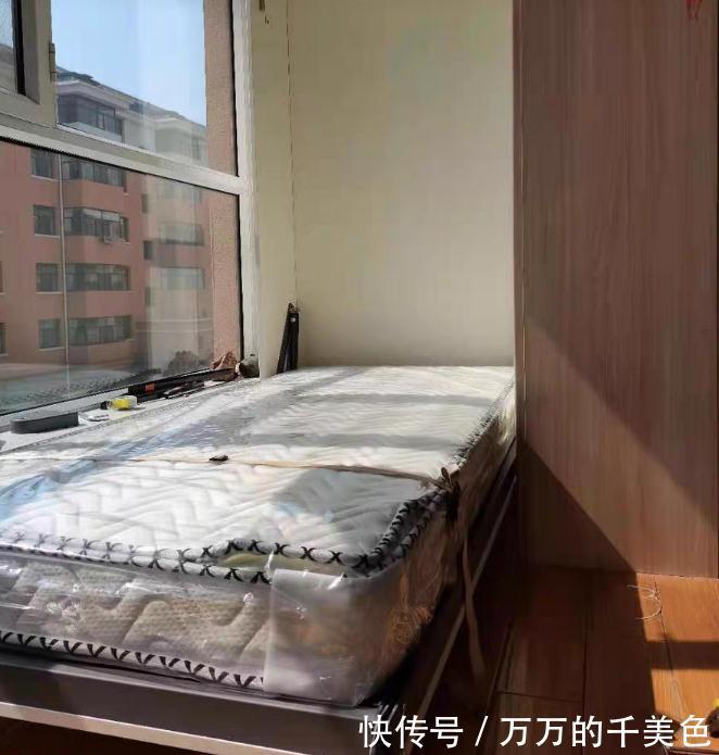 卧室|阳台这样改造很高明,多出一间房不影响晾晒,物业也无话可说!