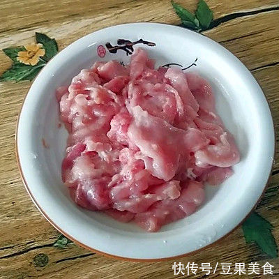 水煮肉片的详细简易步骤，学会在家也能做出外面小店的味道