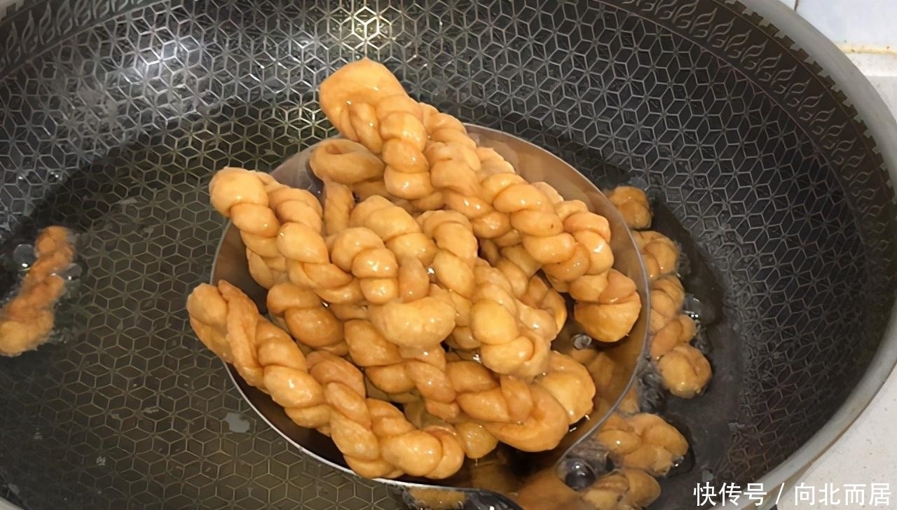 酥脆|经典零食小麻花,香甜酥脆,凉了也不发硬,还是儿时的口味