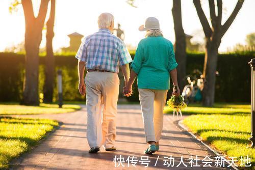 长寿|饭后是长寿关键期!老人做对4件小事,长寿或会不请自来