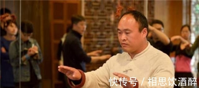 卸任|马云卸任后，他的贴身保镖李天金，失去百万年薪后，现状如何？