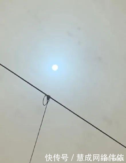 北京再现“蓝太阳”, 跟之前“蓝太阳”一样为何白太阳变蓝