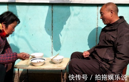 弯路|儿子三年攒了15万,父母要求拿钱回家盖楼,如今全家人十分后悔