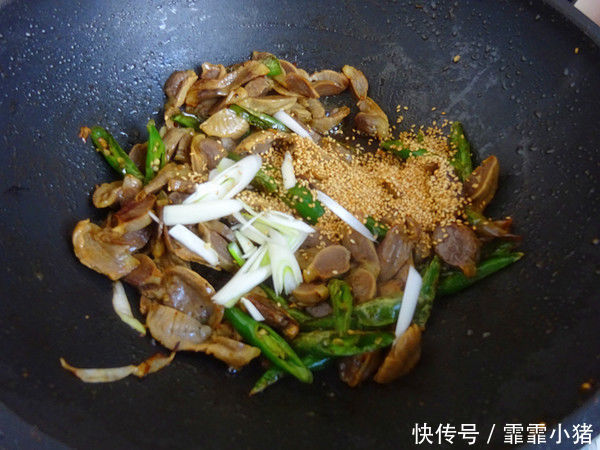 鸡身上“最值钱”的部位,卖鸡的都留着自己吃,识货的都抢着买