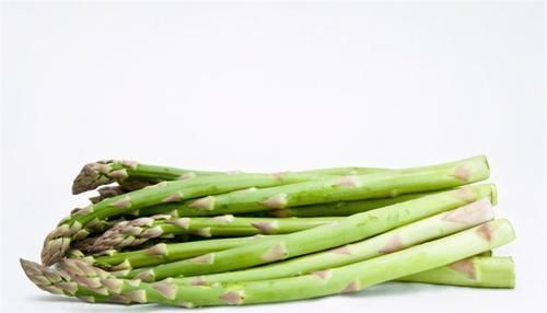 黄瓜|女性过了40，常吃3种食物，养胃健脾，排毒抗衰，爱吃就赚