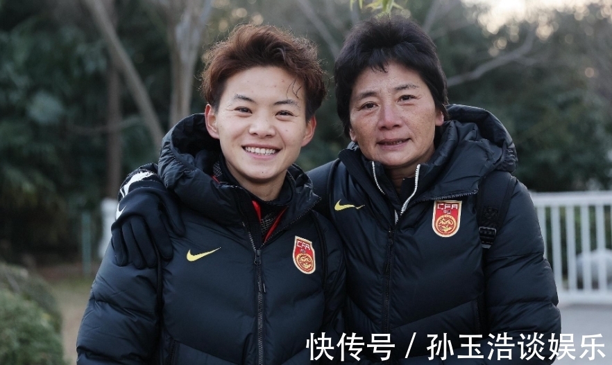 武汉女足|2021亚洲最佳阵容曝光!中国女足头号球星王霜爆冷,1人意外上榜