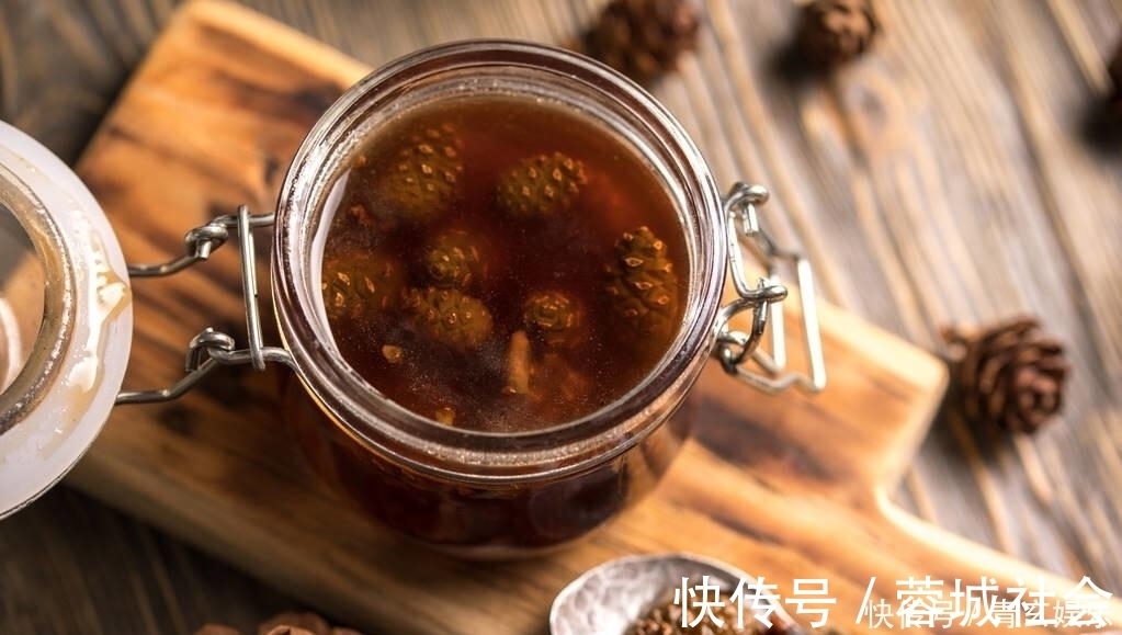 大鱼大肉|建议中老年人:冬季少吃大鱼大肉,多吃这3种“软黄金”,营养高补身体