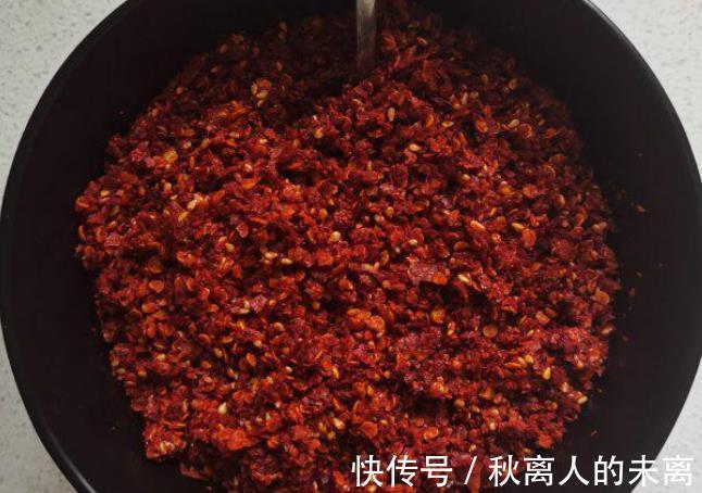 辣椒油|做辣椒油,记住3个技巧,辣椒油红亮又香浓,拌什么都好吃又好吃