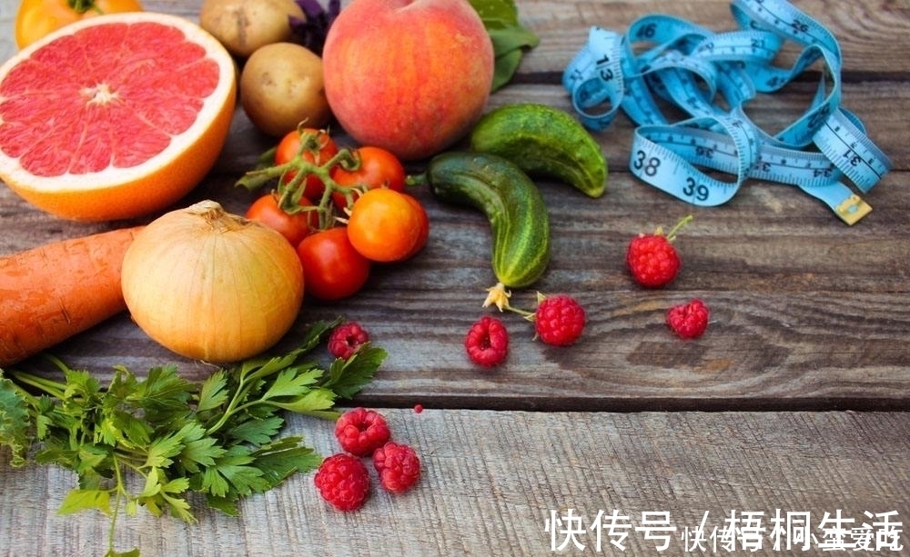 早睡早起|长寿的人通常都有5个好习惯,看看你能占几个?