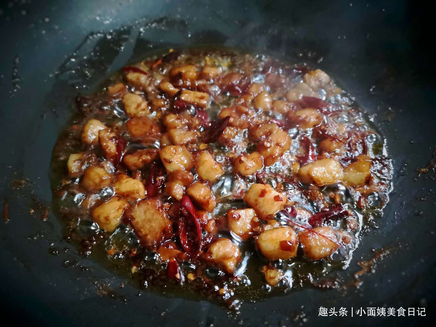 秋天，抓紧吃此菜，鲜嫩翠绿特下饭，3元一斤，再不吃就过时了！