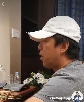 黄渤的豪宅曝光,喜欢吃夜宵,在家经常亲自下厨,至今毫无绯闻