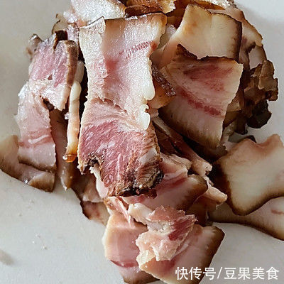 #我心中的冬日限定#腊猪头肉炒蒜苗豆干