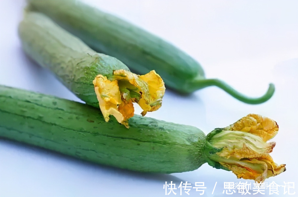 买丝瓜，要分清“有棱”和“无棱”，口感差别大，弄懂再买不吃亏