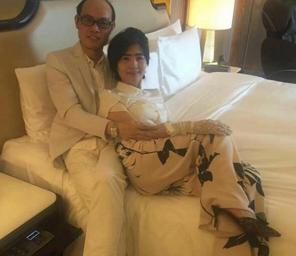 非誠勿擾：51歲阿姨被34歲小伙牽走，時隔5年現狀令人唏噓