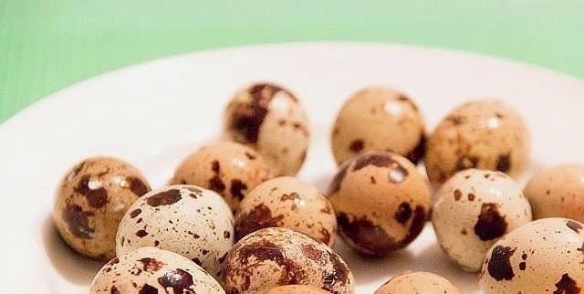 含有|怀孕阶段,孕妈一次吃几个鹌鹑蛋好关于吃鹌鹑蛋的好处,别忽视