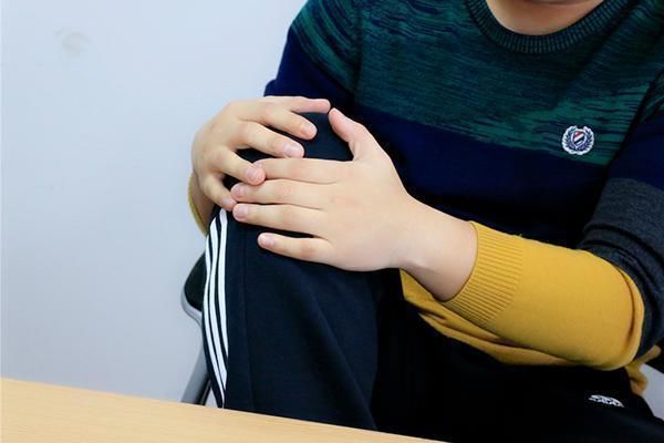 睡眠|“大病来袭,睡眠先知”,并不是假话!睡觉时有4种异常,需警惕