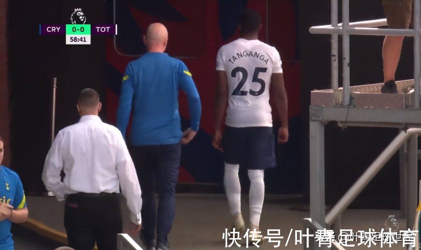 戴尔|英超火爆冲突：10人对峙+推搡，场面混乱！5分钟后红牌出现
