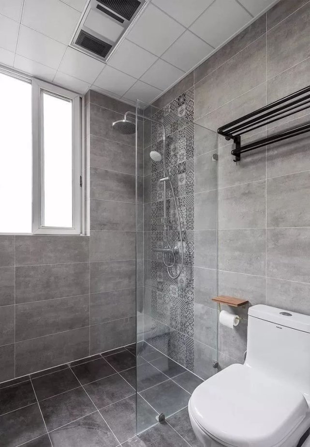 书桌|128㎡北欧四居室,横厅布局,你以为中间是隔断,结果是书桌