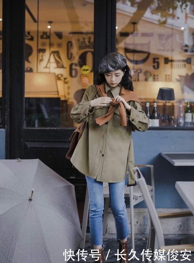 大衣的贵气,还需要“靴子”来演绎,学三木的穿法,你也时髦高级