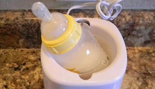 千万别这样处理宝宝喝剩的奶，细菌多易变质！害了宝宝你都不知道