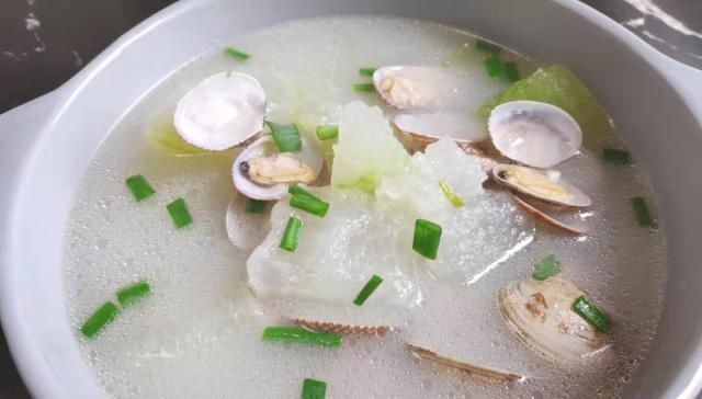 这一定是花甲最简单的做法,没有之一肉嫩汤鲜,咋吃都不够