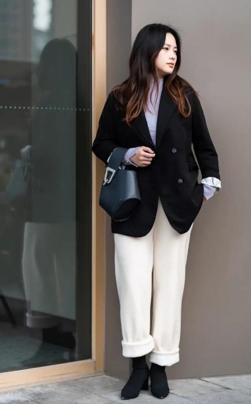 毛衣 + 阔腿裤，冬天这样穿才洋气