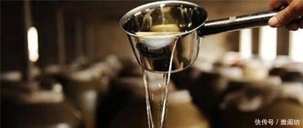 酒精度数|一斤白酒等于多少瓶啤酒醉人的效果不一样,以后你还敢这么喝吗