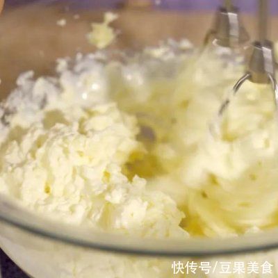 口感|蓬松爆浆！口感绝对惊艳的日式冰奶酪面包