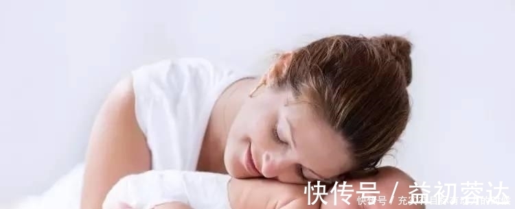 身体虚弱|产后4个行为被列入“黑名单”,新妈妈注意防范,别给自己留病根