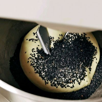 30g糖|黑芝麻酸奶土司