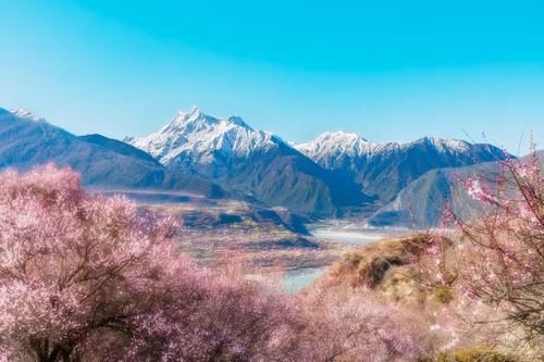 中年|适合女人去旅游的这几个地方，你去过吗？争取每年去一个都很美好~