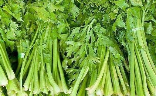 必须要焯水的9种蔬菜, 省略此一步, 等于吃掉健康, 赶紧学起来!