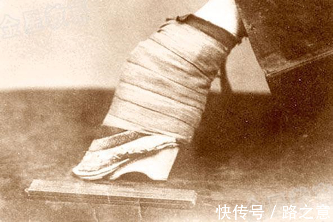 裹脚布#清代奇案:女子被人糟蹋后灭口,口含半截舌头,县令智审裹脚布