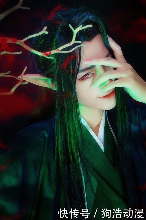 裴铭|一个人就COS了天官整部剧!裴铭帅气谢怜惊艳,花城白无相太绝了