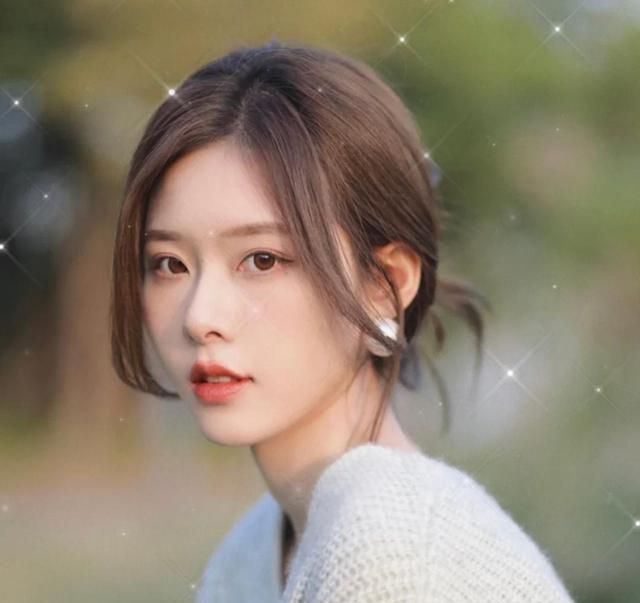 刘海|2021发型风向标:短直发更受欢迎,刘海又重回巅峰,气质更A了