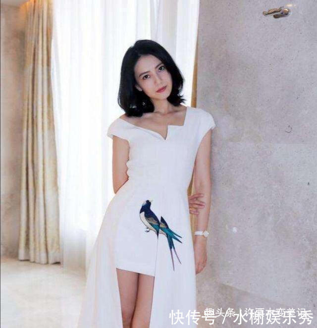 50岁的女人,别烫泡面卷来显老!这些“年轻十岁短发”更适合你