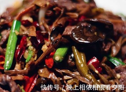 育儿|翠绿好吃、下饭解馋,有时间做给孩子吃,常吃孩子补钙长个体质好