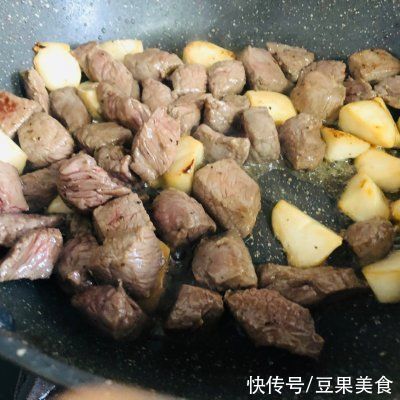  明天|明天要上班，今天吃大餐简单美味的杏鲍菇牛肉粒