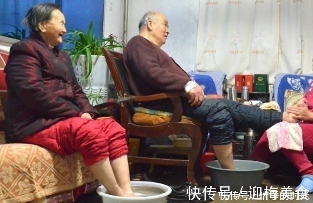泡脚|日本长寿老人有“秘诀”,睡前爱做5事,你若占1个,也恭喜