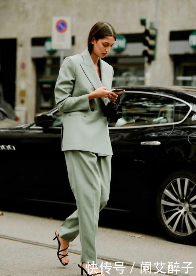 2021年的“流行色”来了，显白显气质还不挑人，跟着穿就对了